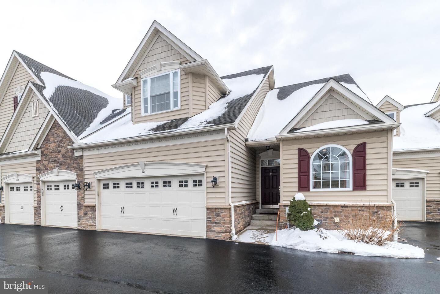 Property Photo:  114 W Kennedy Road 189  PA 18936 