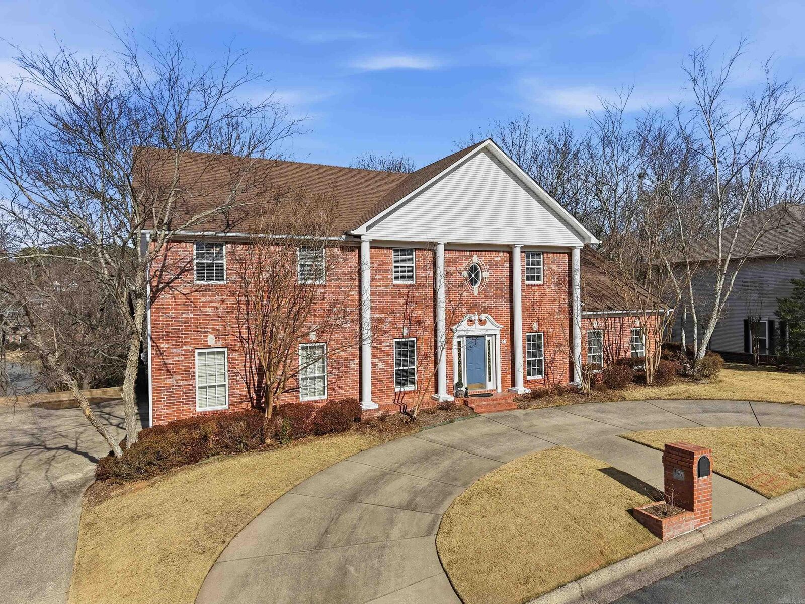 Property Photo:  56 Valley Estates Court  AR 72212 