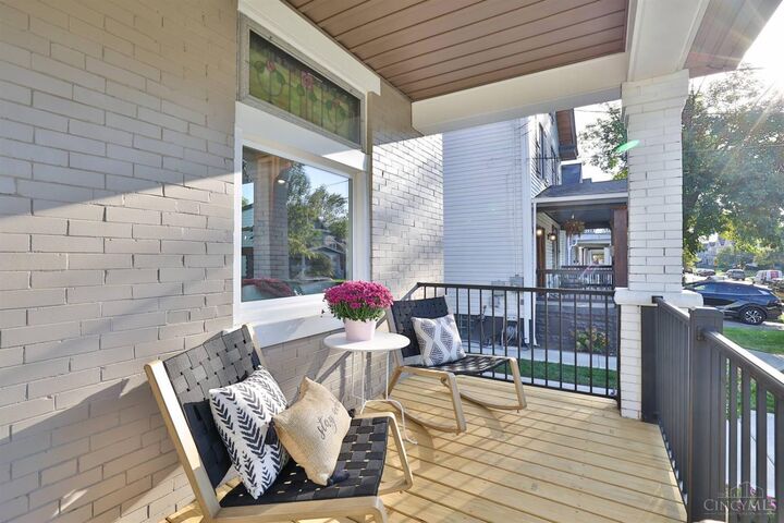 Property Photo:  2718 Minot Avenue  OH 45209 