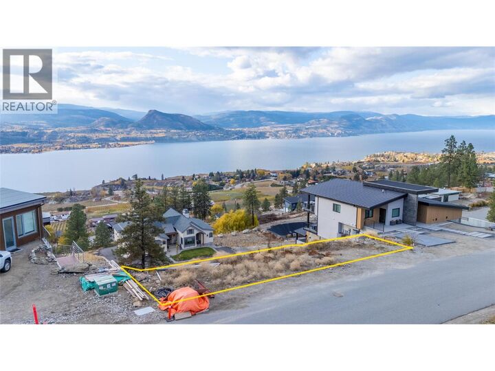 Property Photo:  2557 Kettle Ridge Way  BC V0H 1N1 