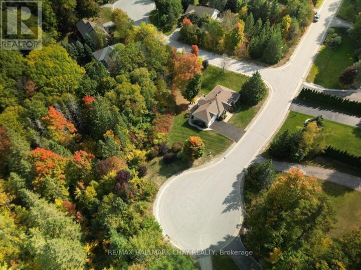 Property Photo:  32 Valleycrest Drive  ON L0L 2L0 