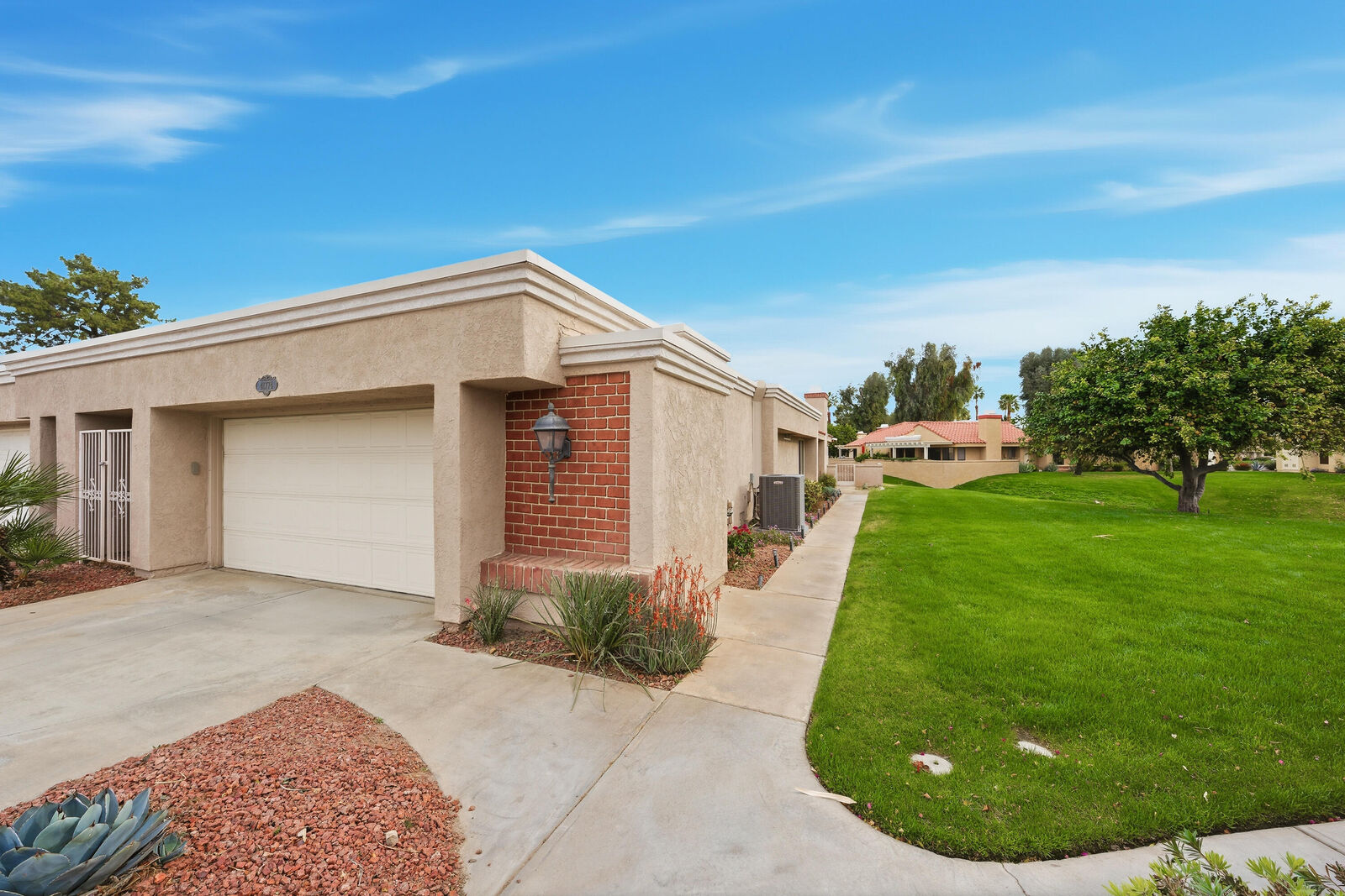 Property Photo:  41774 Navarre Court  CA 92260 