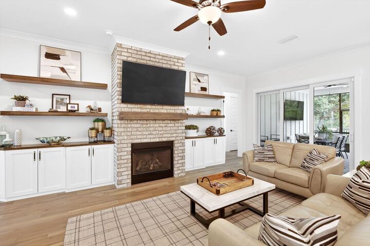 Property Photo:  117 Caraway Drive  FL 32578 