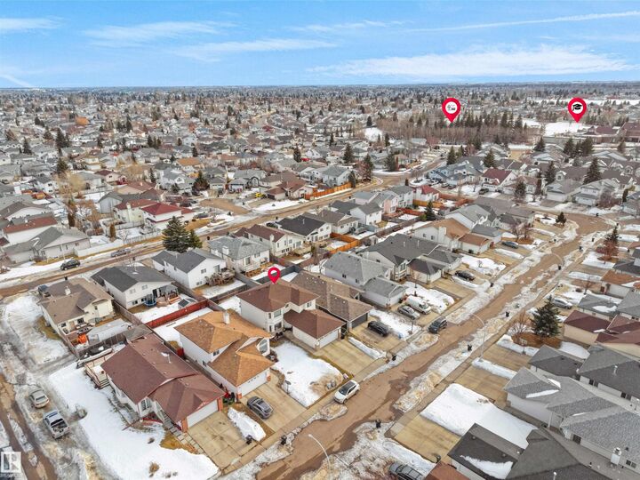 Property Photo:  1238 Joyce Crescent NW  AB T6L 6V3 