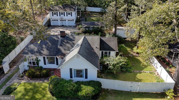 Property Photo: 5 Vineland Dr NW GA 30165