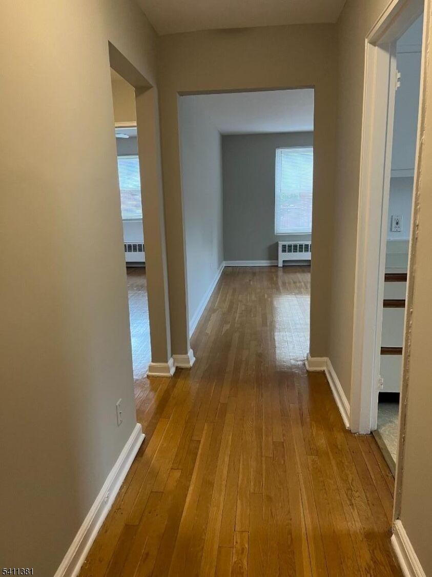 Property Photo:  260 S Orange Ave 4A  NJ 07079 