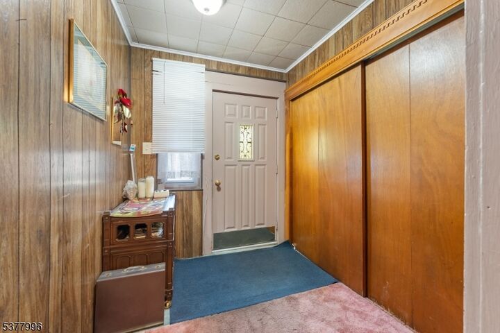 Property Photo: 401 Brookside Pl NJ 07027