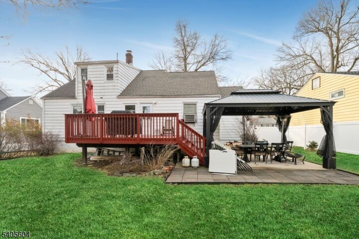 Property Photo: 17 Porter Rd NJ 07052