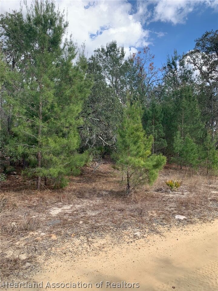 Property Photo:  2242 N Barclay Road  FL 33825 