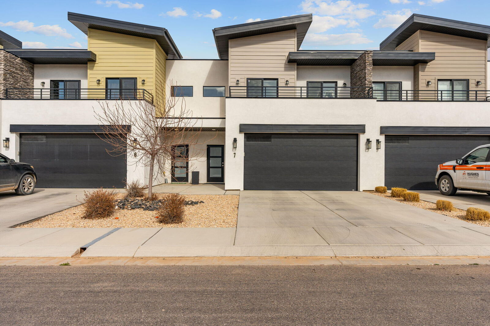 Property Photo: 287 W 1425 N #7 UT 84721