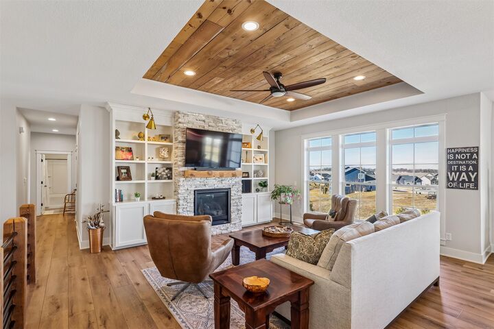 Property Photo: 2719 Blooming Heights Drive IA 50211