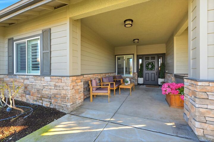 Property Photo: 1483 Atlantic Avenue CA 93245