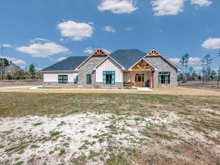 Property Photo: 261 Linvell Grimes Rd TX 75941