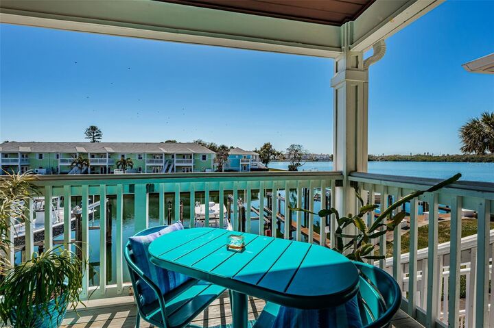 Property Photo:  5011 Starfish Drive SE C  FL 33705 