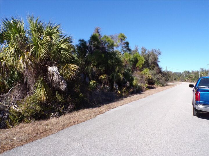 Property Photo:  Casco Circle  FL 34288 