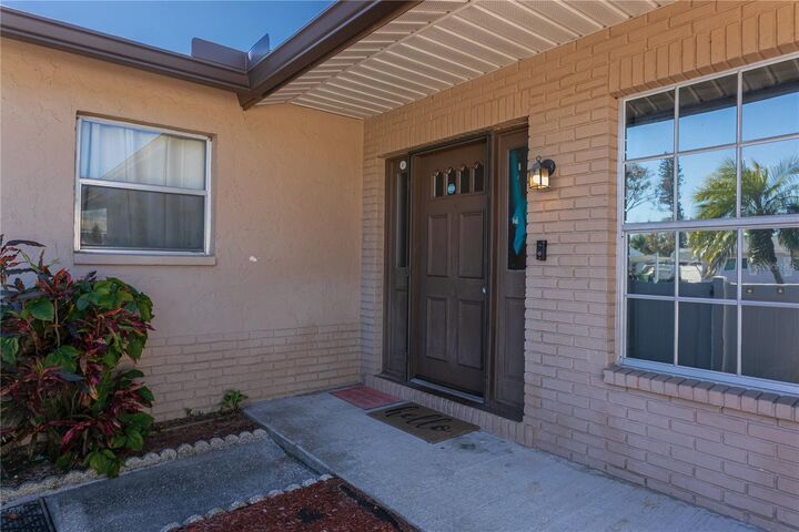 Property Photo: 2710 38th Street W FL 34205