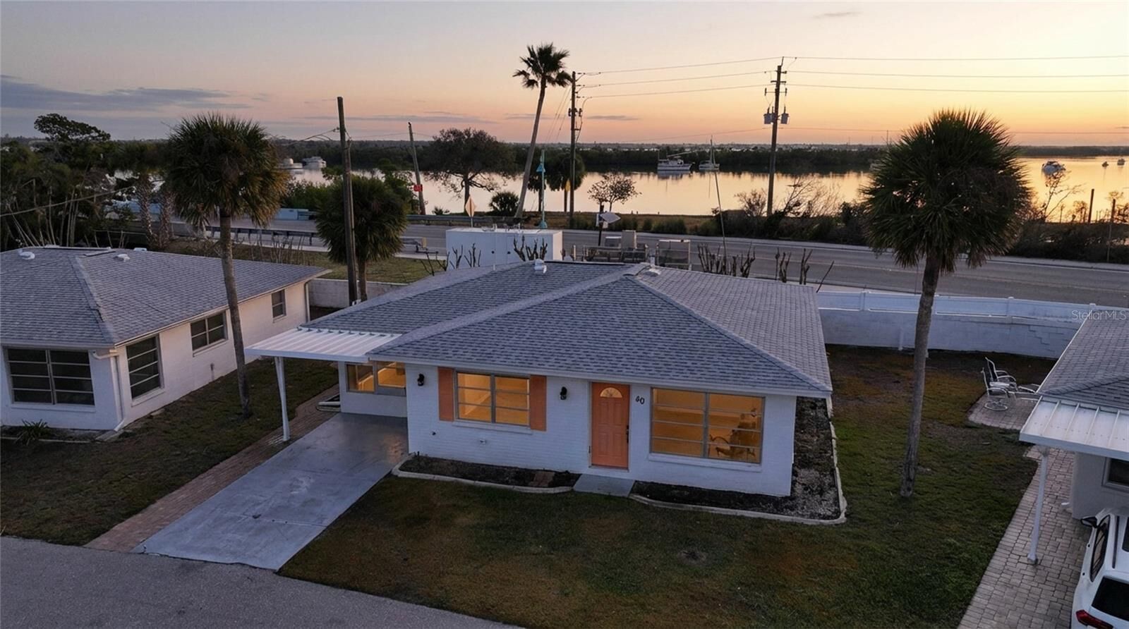 Property Photo:  40 Pearl Street 40  FL 34223 