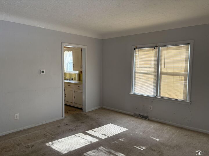 Property Photo: 2729 Southwick Street MI 48140