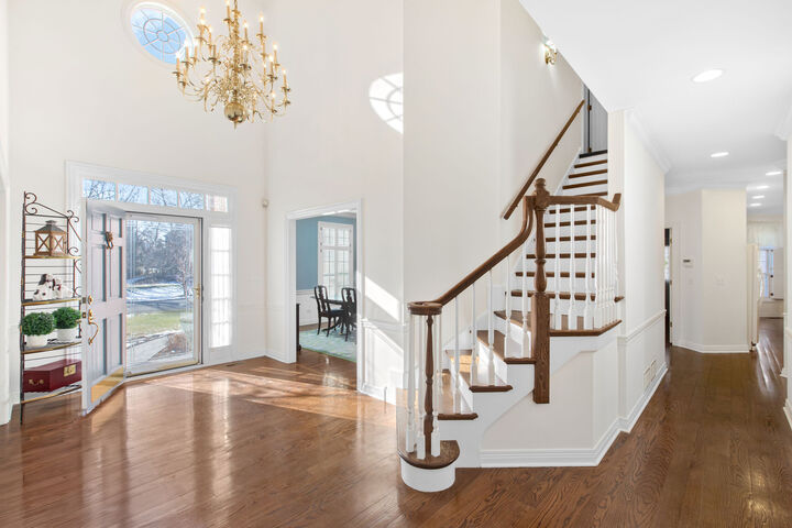 Property Photo:  130 Carriage Trail  IL 60010 