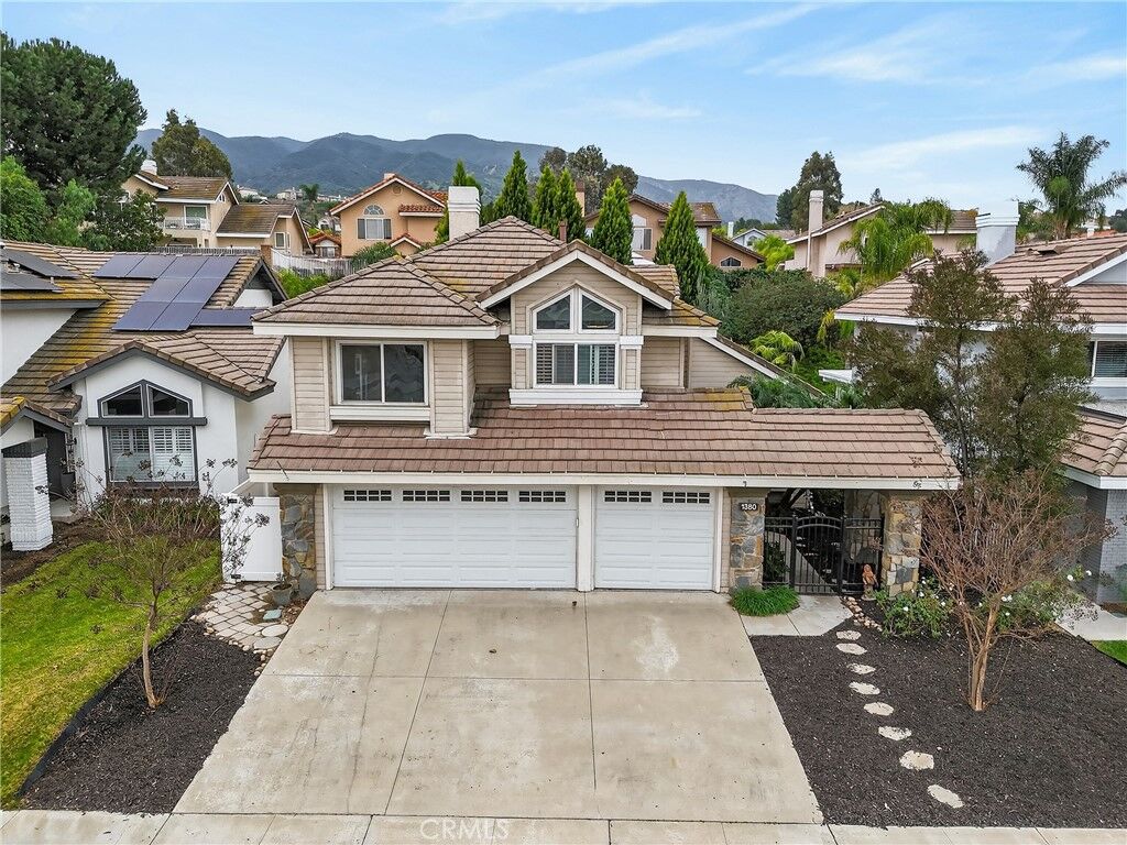 Property Photo: 1380 Tanglewood CA 92882