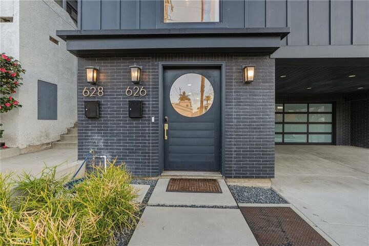 Property Photo:  626 Longfellow  CA 90254 