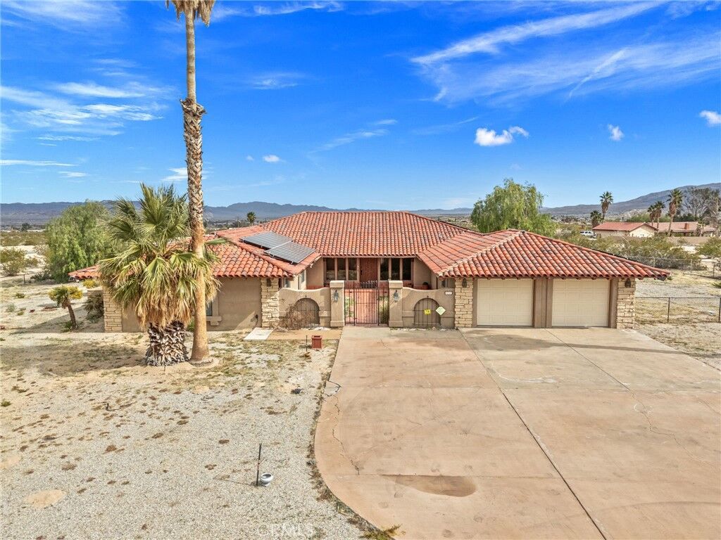Property Photo:  5717 Sunrise Road  CA 92277 