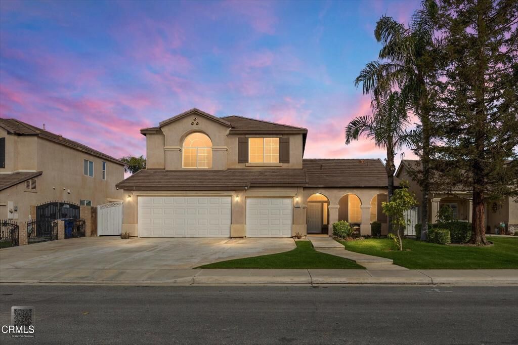 Property Photo:  10804 Eagle Vista Drive  CA 93311 