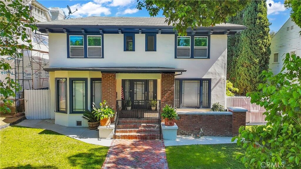 Property Photo:  1434 N Genesee Avenue  CA 90046 