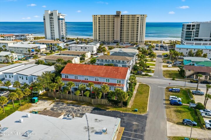 Property Photo:  1330 2nd Street S E  FL 32250 