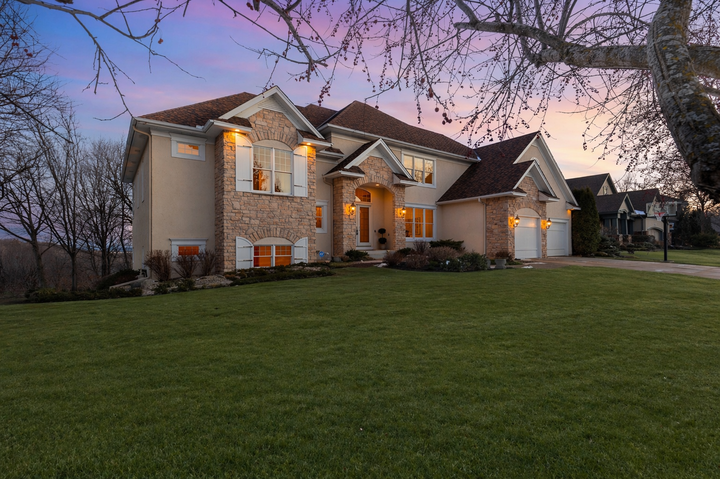 Property Photo:  19043 Vogel Farm Trail  MN 55347 