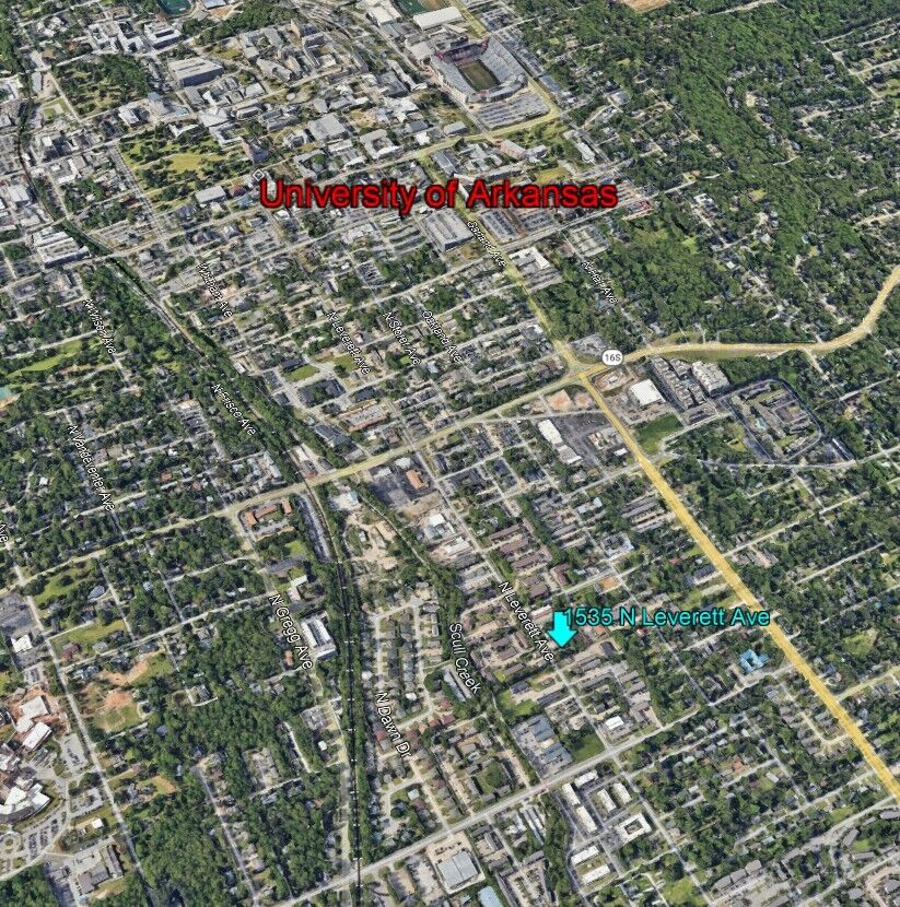 Property Photo:  1535 N Leverett Avenue  AR 72703 
