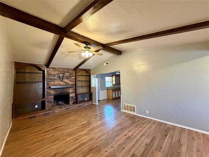 Property Photo:  3021 Glenwood Drive  OK 73018 