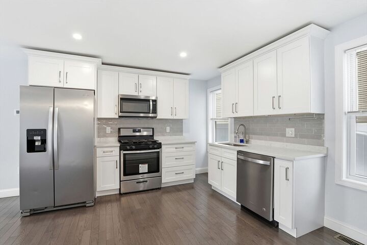 Property Photo:  251 Arlington Street 1  MA 02150 