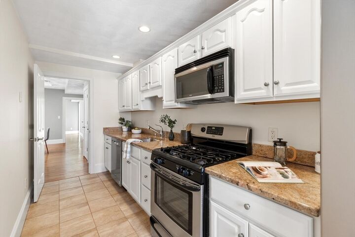 Property Photo:  8 Common St 3  MA 02180 