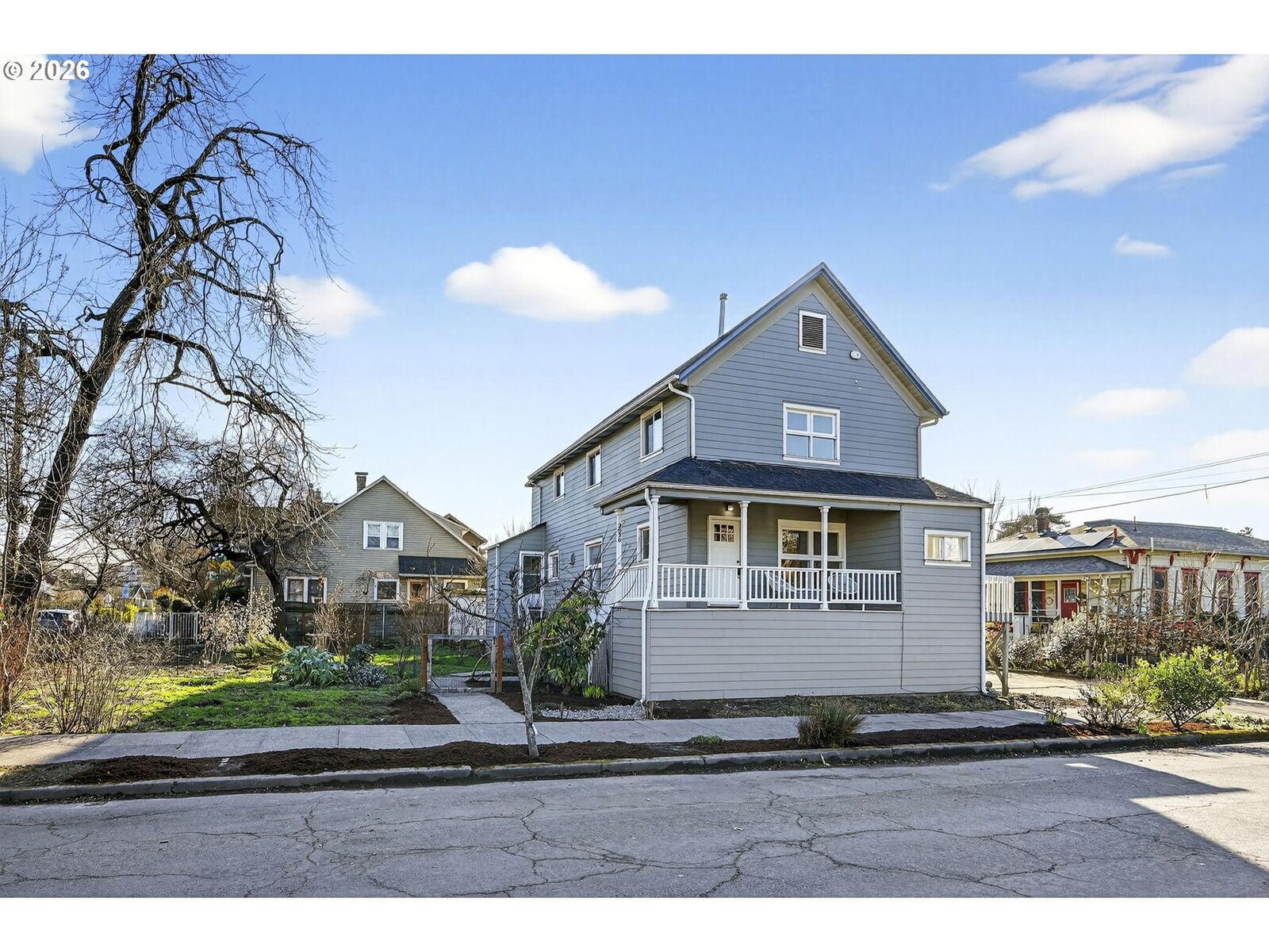 Property Photo: 2028 SE Brooklyn St OR 97202