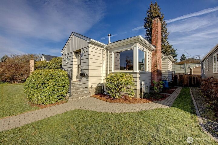 Property Photo:  8004  22nd Avenue NW  WA 98117 