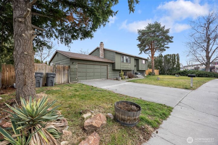 Property Photo: 520 N Conway Place WA 99336