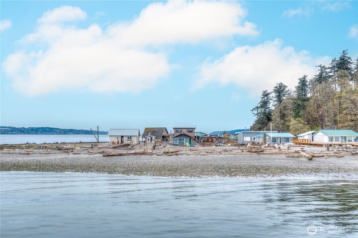 Property Photo:  15 U  Snoqualmie Ave.  WA 98206 