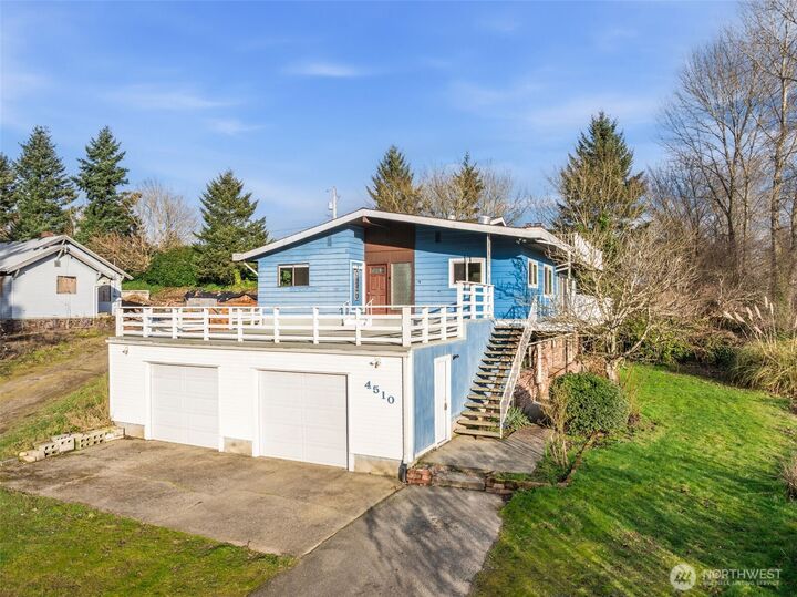 Property Photo:  4510 S 184th Street  WA 98188 
