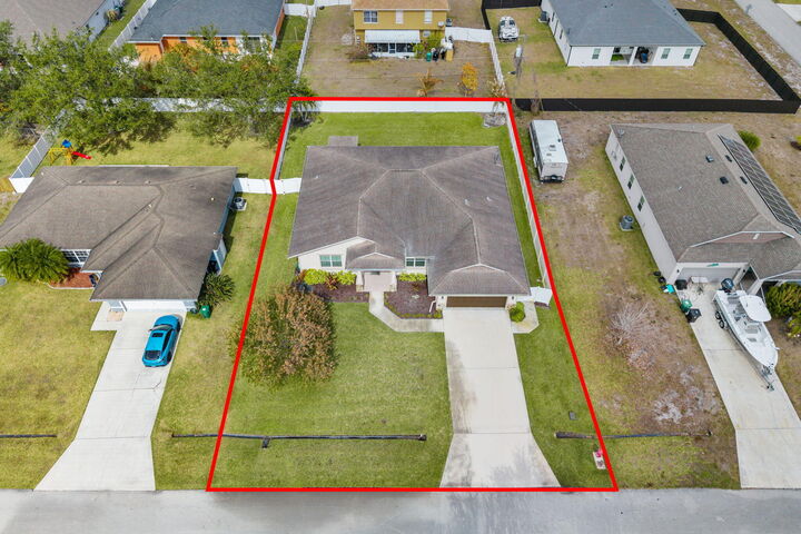 Property Photo:  1411 SW Hackensack Avenue  FL 34953 