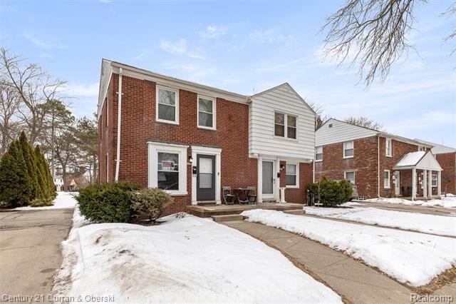 Property Photo:  18235 Outer Drive  MI 48128 