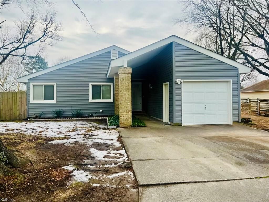 Property Photo:  661 Orangewood Dr  VA 23453 