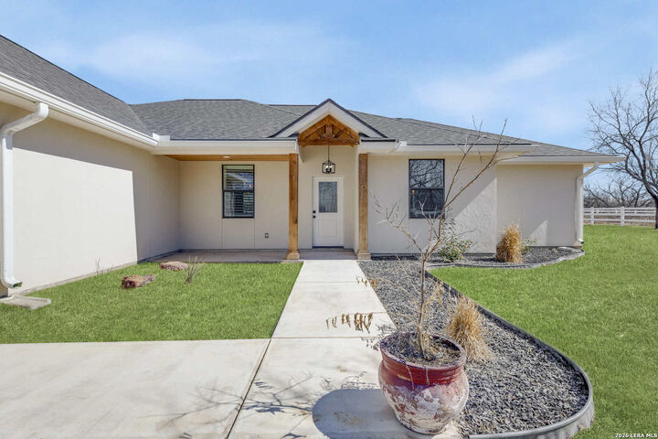 Property Photo:  16282 Fm 472  TX 78005 