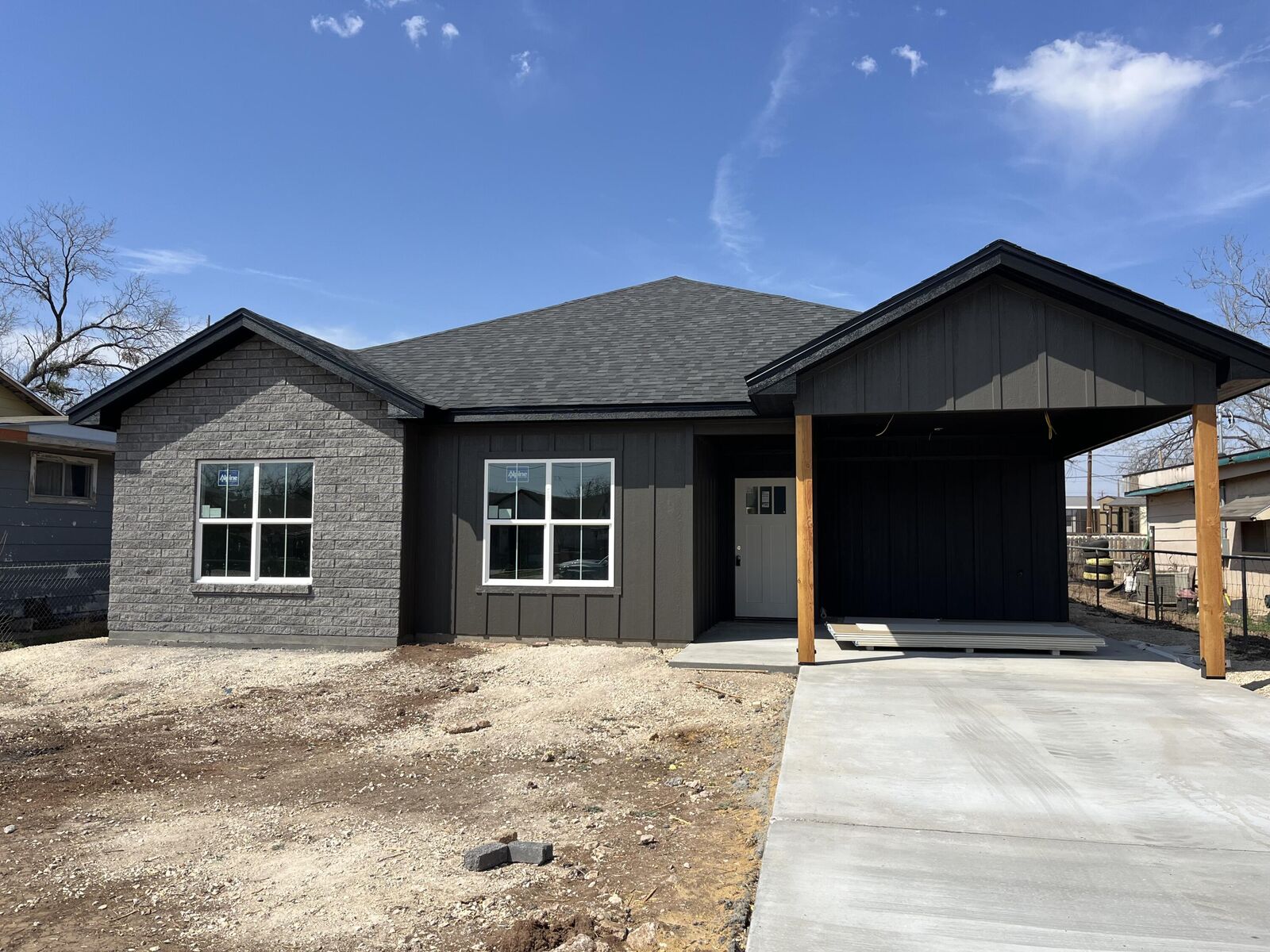 Property Photo:  918 Murphy Avenue  TX 76903 