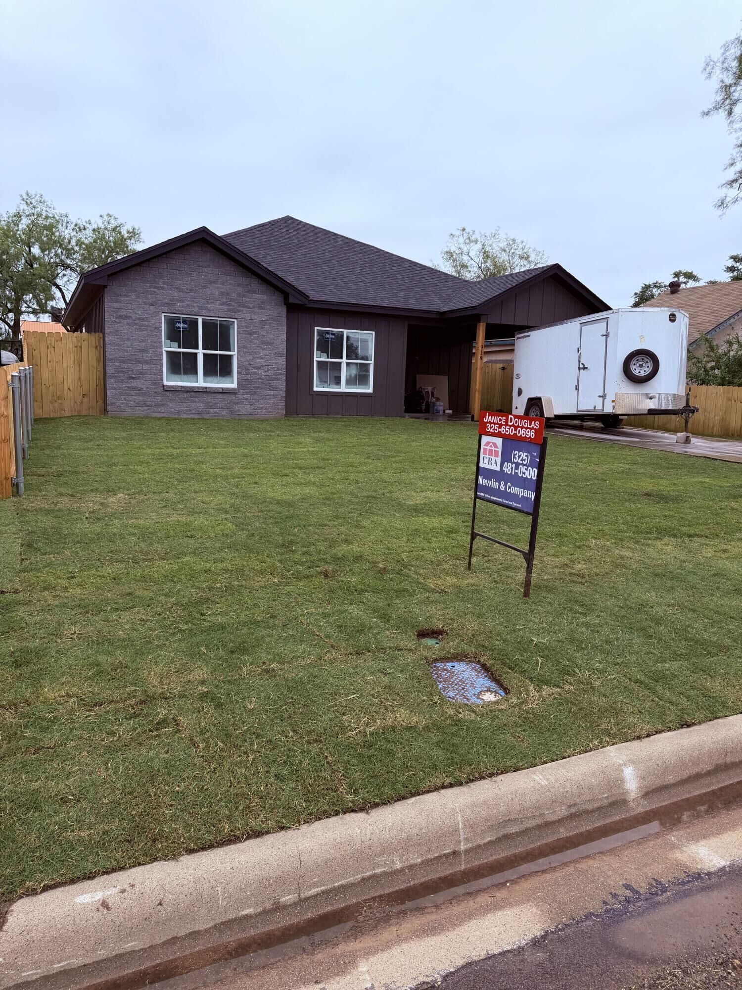 Property Photo:  918 Murphy Avenue  TX 76903 