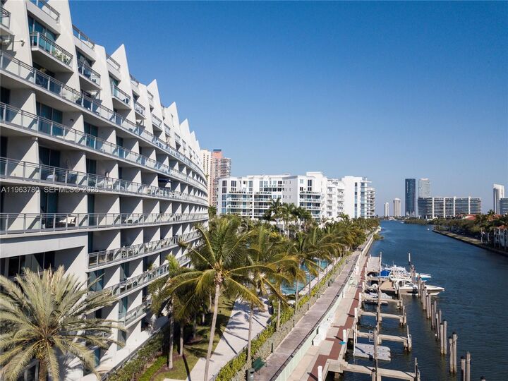 Property Photo:  2950 NE 188th St 349  FL 33180 