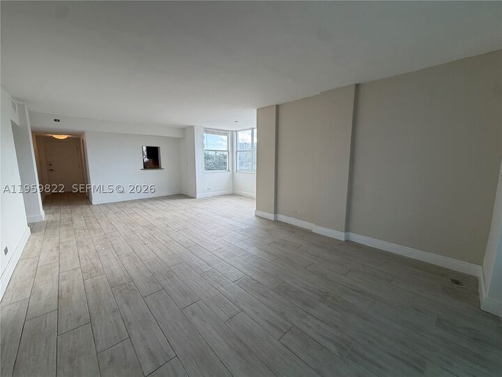 Property Photo:  3660 NE 166th St 301 +40' Deeded Dock  FL 33160 