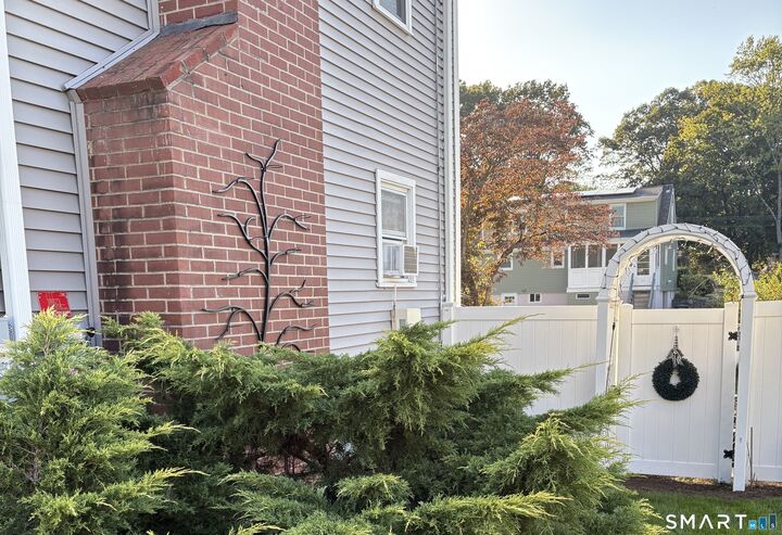 Property Photo:  99 Quinsey Drive  CT 06606 