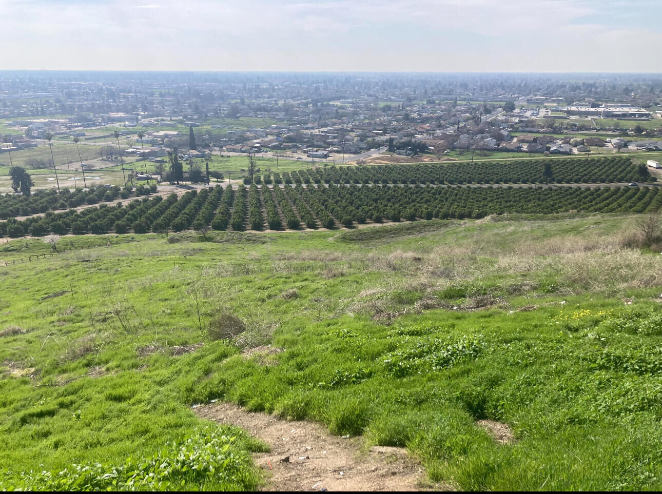 Property Photo: 1465 N Highland Drive CA 93257