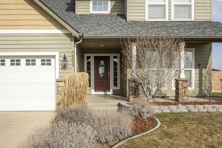 Property Photo: 4003 Segovia Drive WA 99301